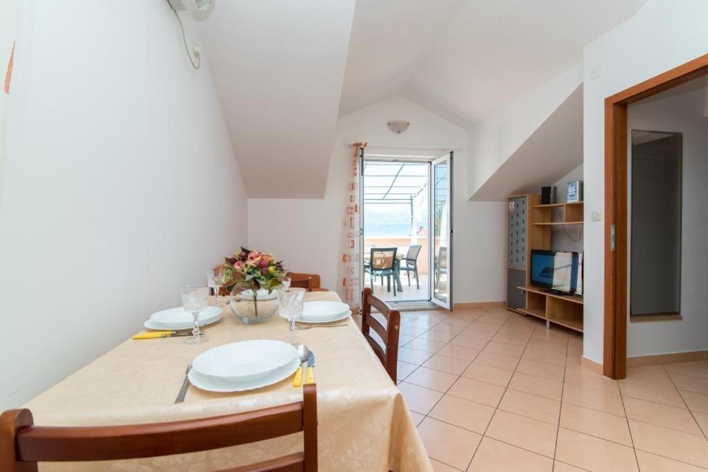 Apartments Batinic スペタル エクステリア 写真