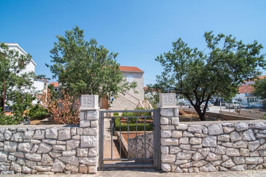 Apartments Batinic スペタル エクステリア 写真