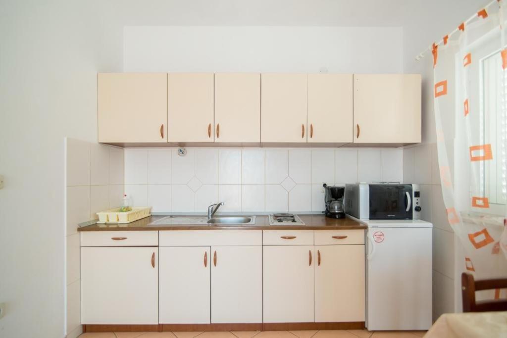 Apartments Batinic スペタル エクステリア 写真