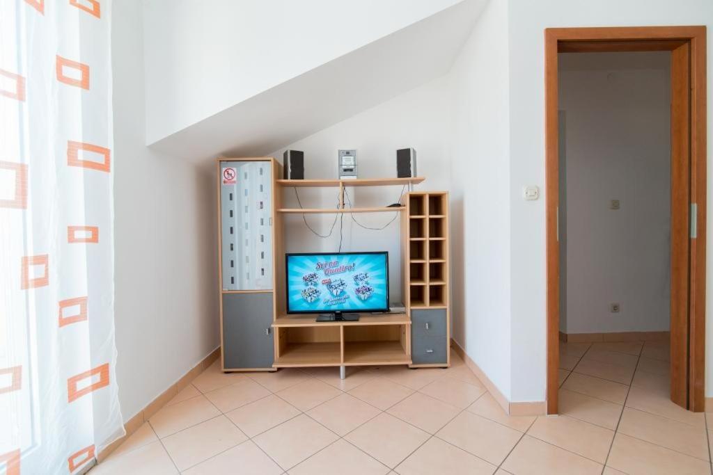Apartments Batinic スペタル エクステリア 写真