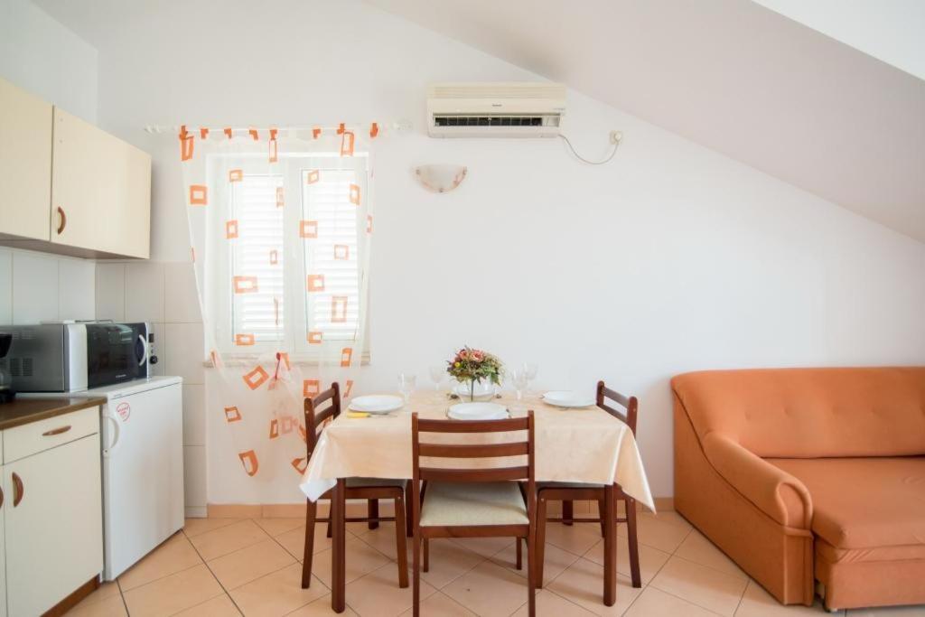 Apartments Batinic スペタル エクステリア 写真